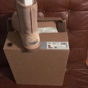 Tan Ugg short glitter boots size 9.